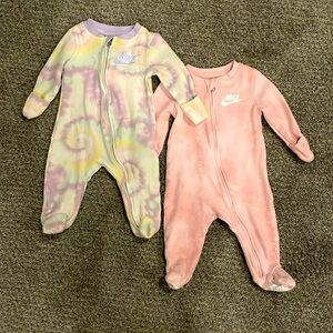 NIKE 2 pack baby sleepers